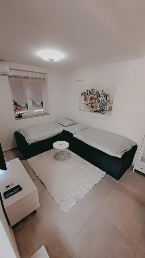 Near Beach Studio Kaštela Εξωτερικό φωτογραφία