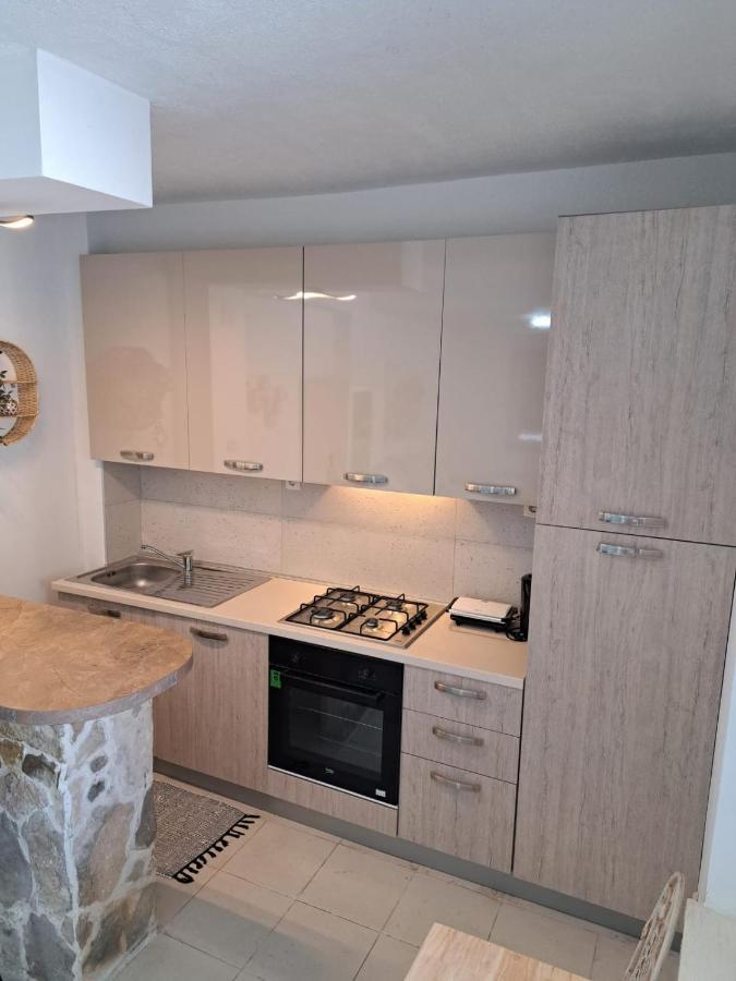 Near Beach Studio Kaštela Εξωτερικό φωτογραφία