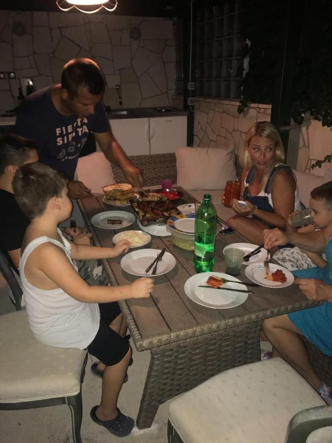 Near Beach Studio Kaštela Εξωτερικό φωτογραφία